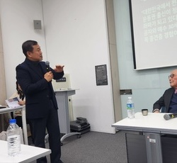 서울시민청에서 연세대 김형석 명예교수의 인문학 주제강연(2024년 3월 1일)