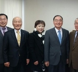 정홍원 전 국무총리님의 깨따사(가칭) 정관 작성자로 참여